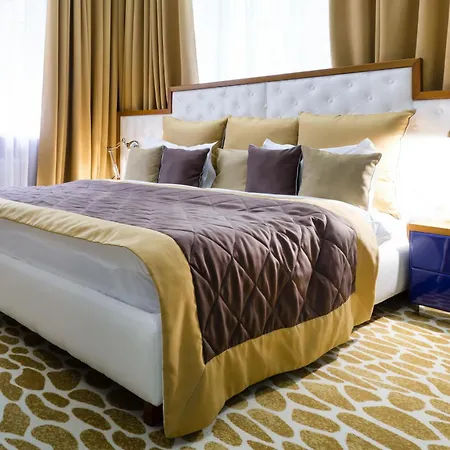 Mirax Sapphire Boutique Hotel-2